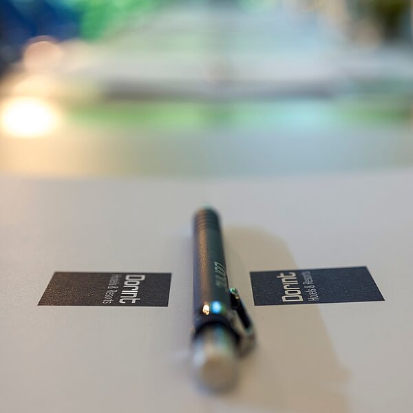 Dorint Hotels & Resorts Stift und Block